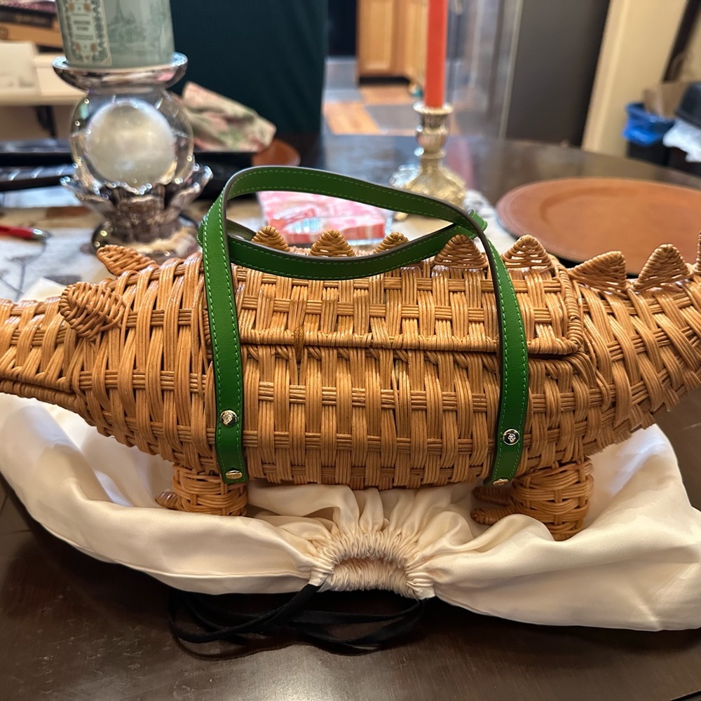 NWOT Kate Spade Wicker Alligator with Green Accent - Picture 4 of 6